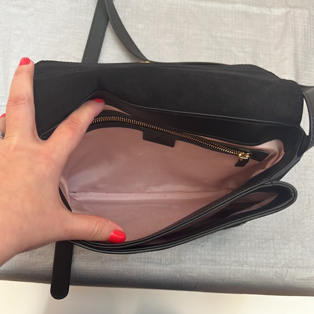 Gucci Arlie Python Messenger Bag - Picture 12 of 16